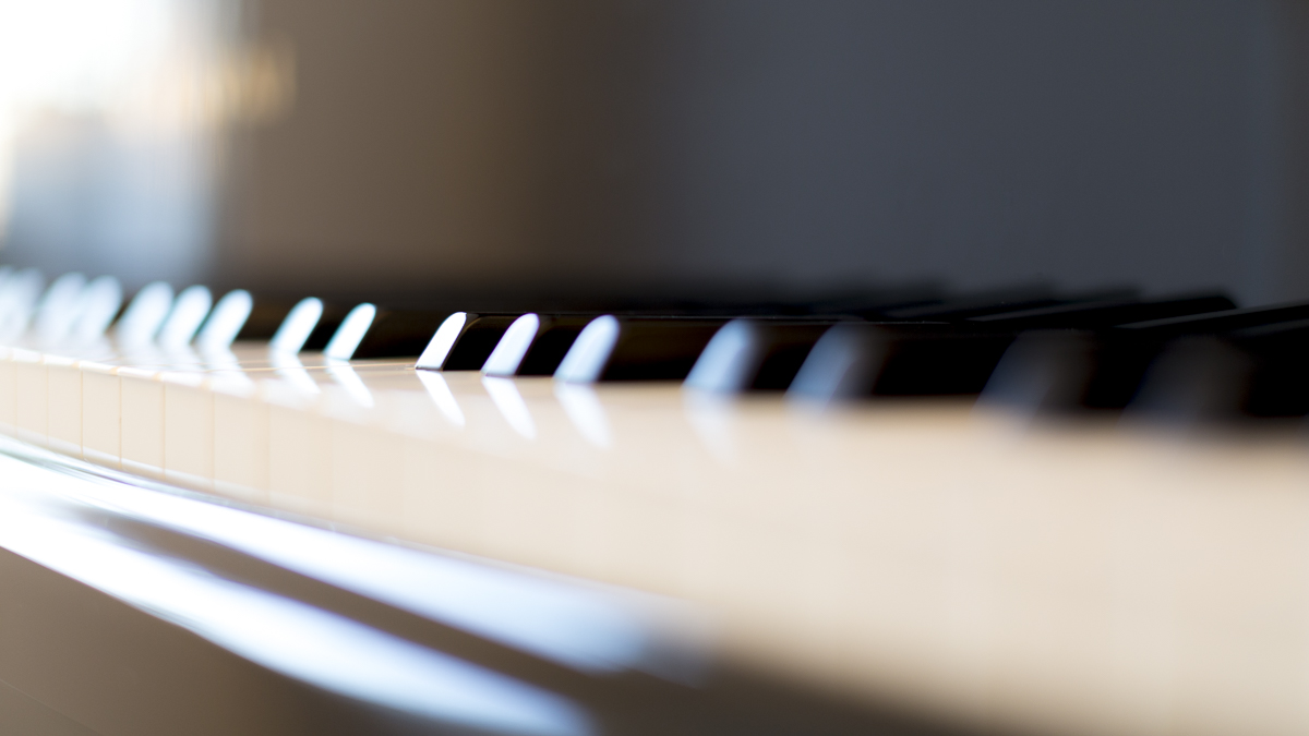 Cours de piano à domicile pour débutant ou confirmé, adulte ou enfant - Paris, Vincennes, Saint-Mandé, Saint-Maurice - Elodie Mahler